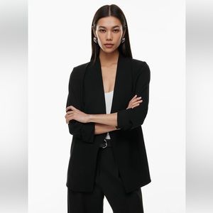 Aritzia Power Blazer Size 2